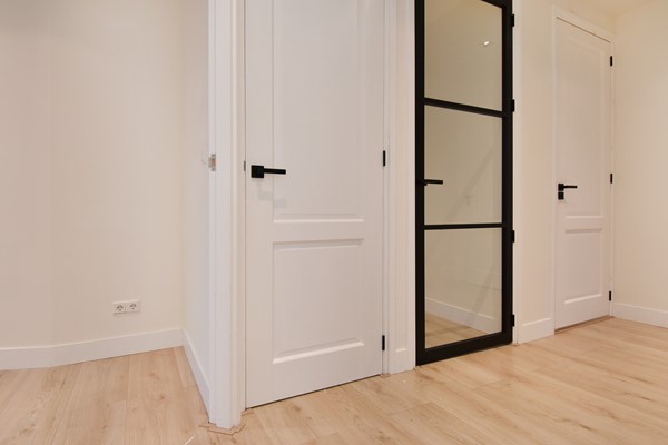 Medium property photo - Van Musschenbroekstraat 81, 2522 AJ Den Haag